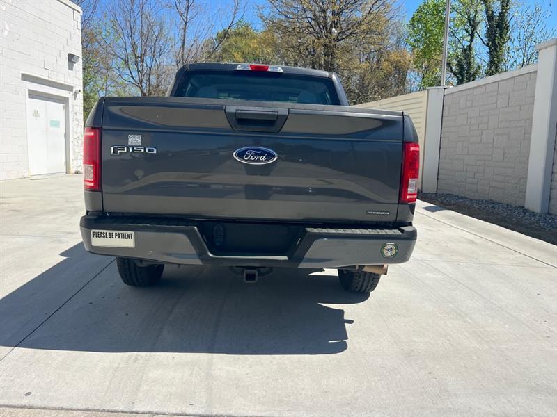 Ford F-150 XL SuperCrew 5.5-ft. Bed 2WD 2015