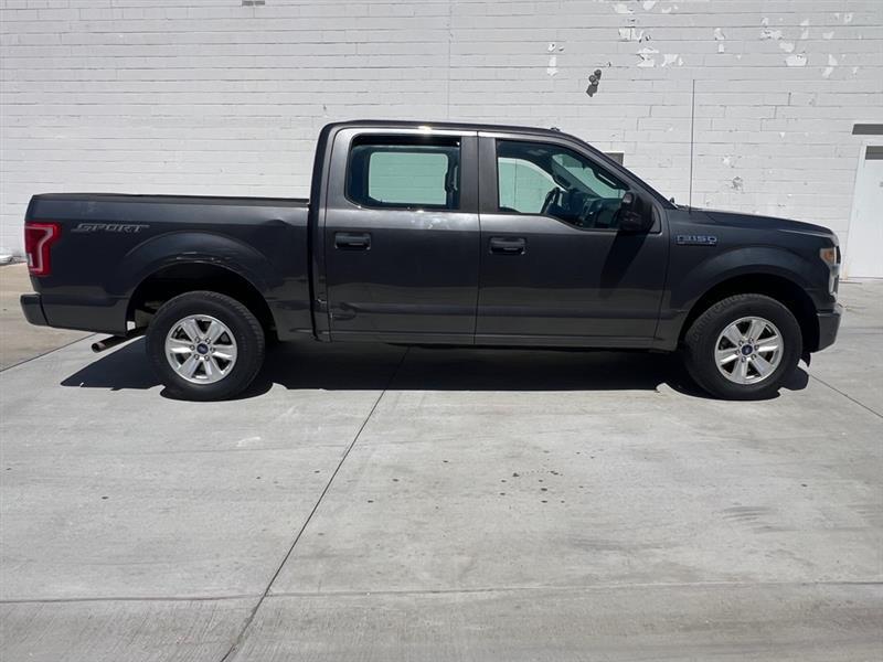 Ford F-150 XL SuperCrew 5.5-ft. Bed 2WD 2015