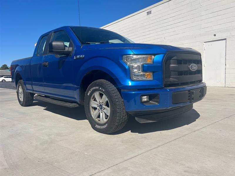 Ford F-150 XL SuperCab 8-ft. 2WD 2015