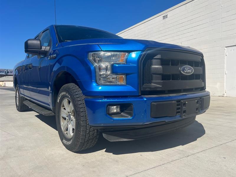 Ford F-150 XL SuperCab 8-ft. 2WD 2015