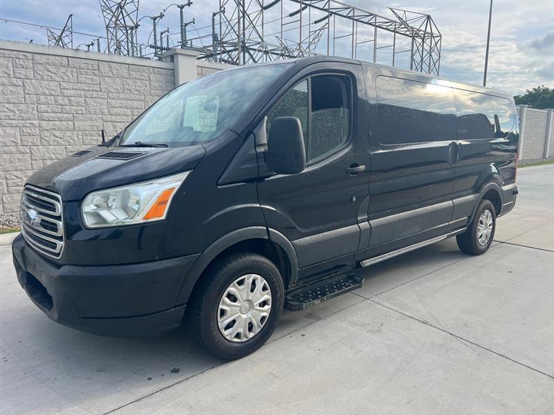 2016 Ford Transit 350 Wagon Low Roof XL 60/40 Pass. 148-in. WB