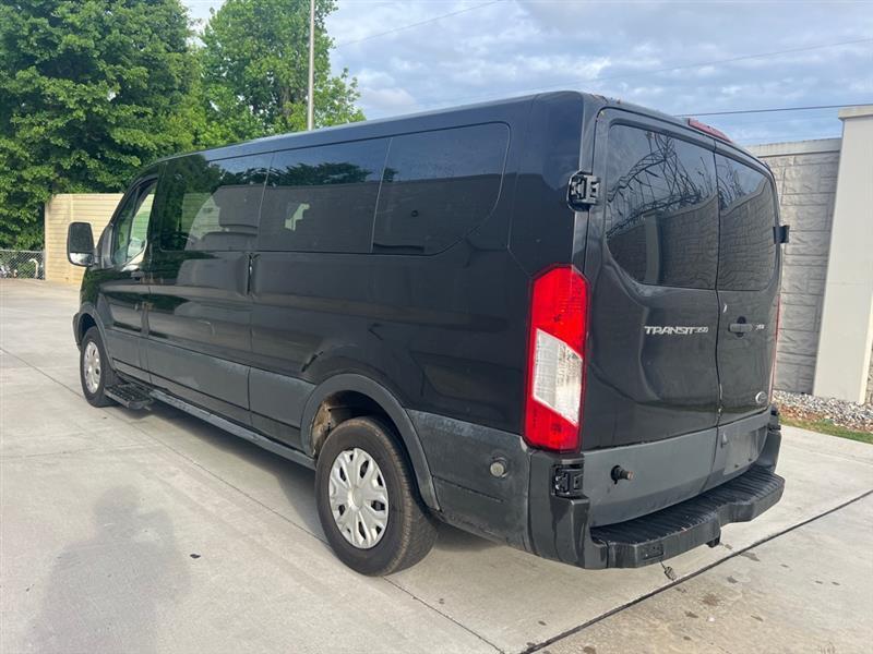 Ford Transit 350 Wagon Low Roof XL 60/40 Pass. 148-in. WB 2016