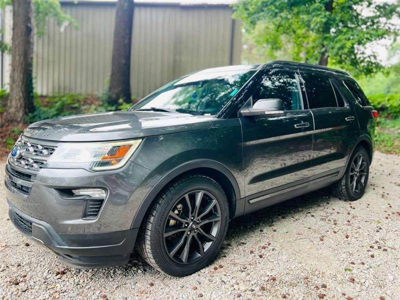 Ford Explorer XLT FWD 2018