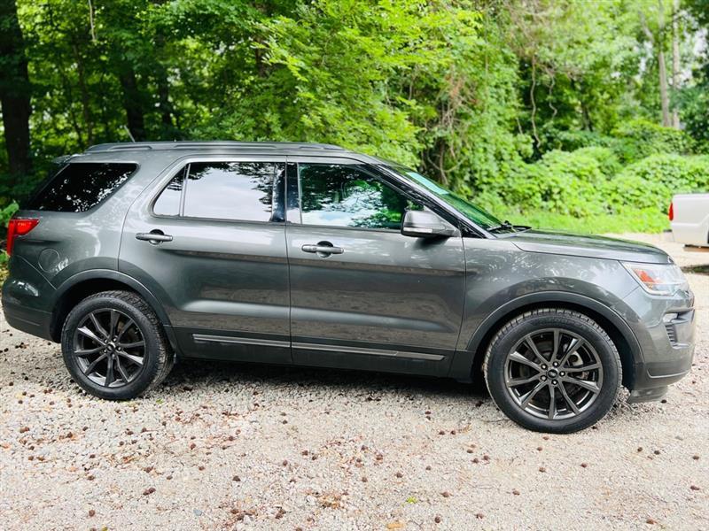 Ford Explorer XLT FWD 2018