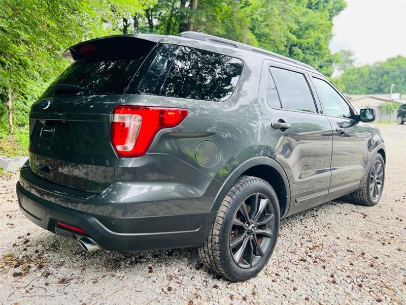 Ford Explorer XLT FWD 2018