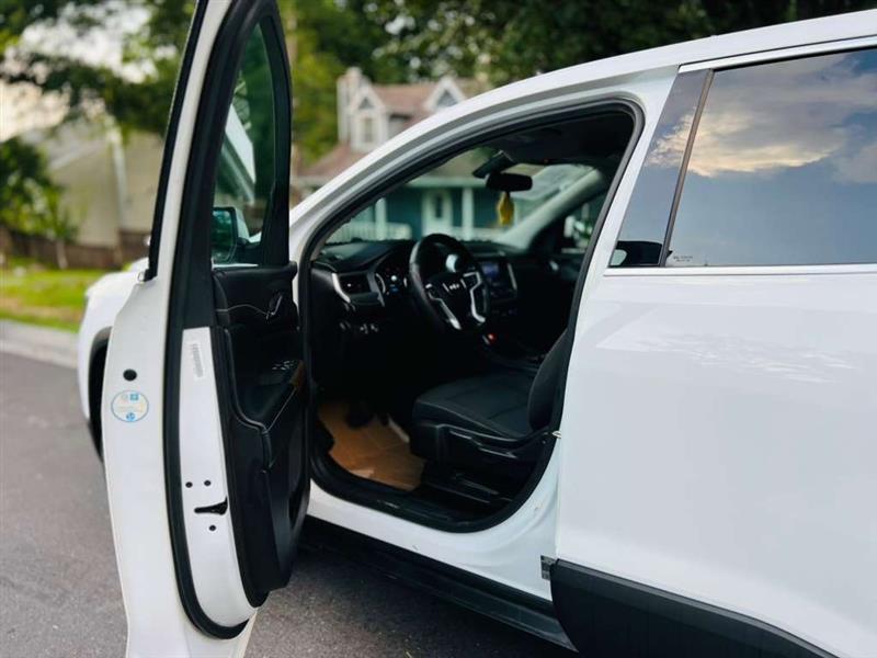 GMC Acadia SLE 2020
