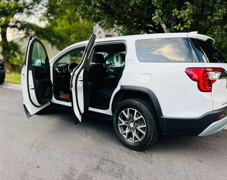 GMC Acadia SLE 2020