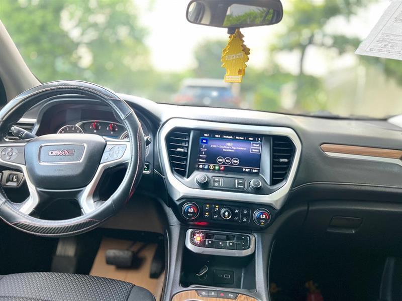 GMC Acadia SLE 2020