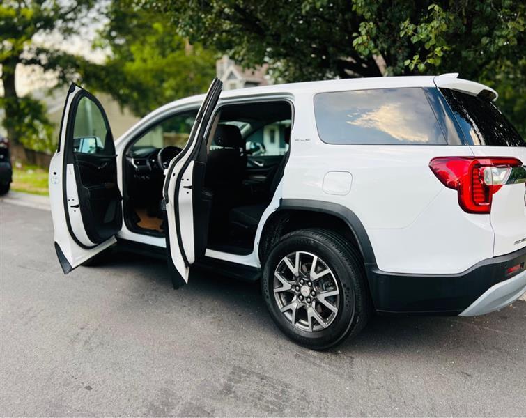 GMC Acadia SLE 2020