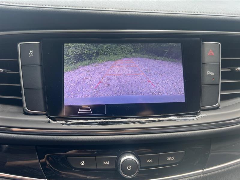 Buick Enclave Essence FWD 2020
