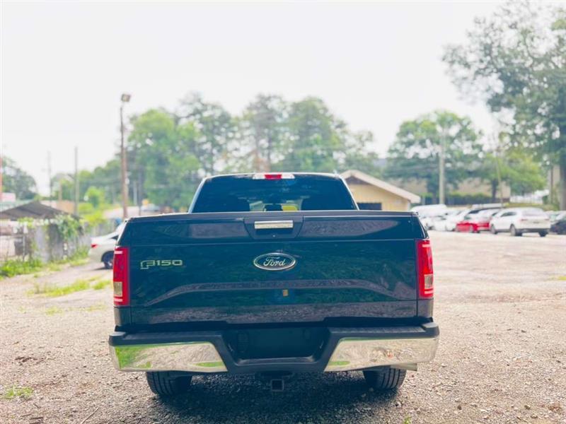 Ford F-150 XL SuperCrew 5.5-ft. Bed 2WD 2017