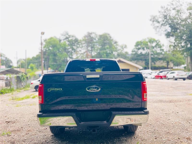 Ford F-150 XL SuperCrew 5.5-ft. Bed 2WD 2017