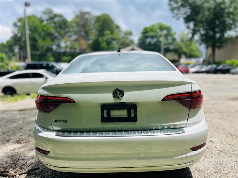 Volkswagen Jetta 1.4T SE 8A 2020