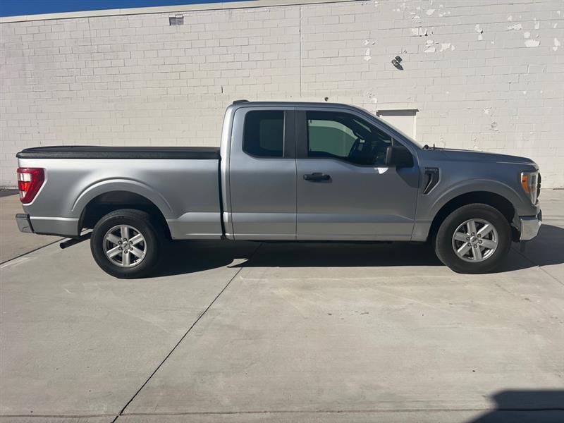 Ford F-150 XL SuperCab 8-ft. 2WD 2021