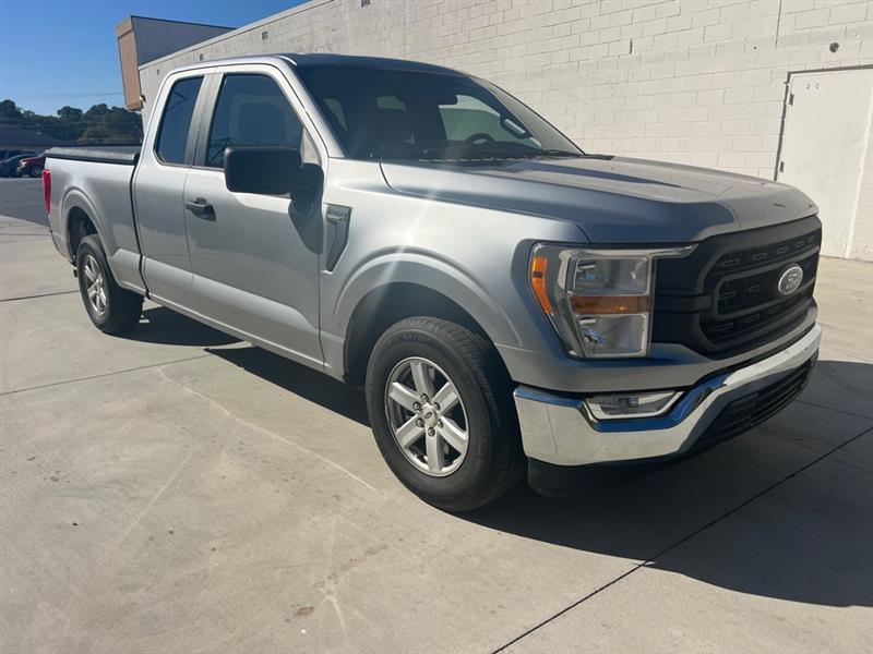 Ford F-150 XL SuperCab 8-ft. 2WD 2021