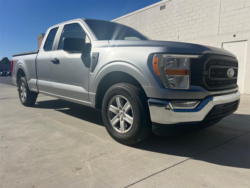 Ford F-150 XL SuperCab 8-ft. 2WD 2021