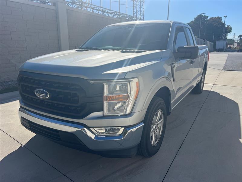 Ford F-150 XL SuperCab 8-ft. 2WD 2021