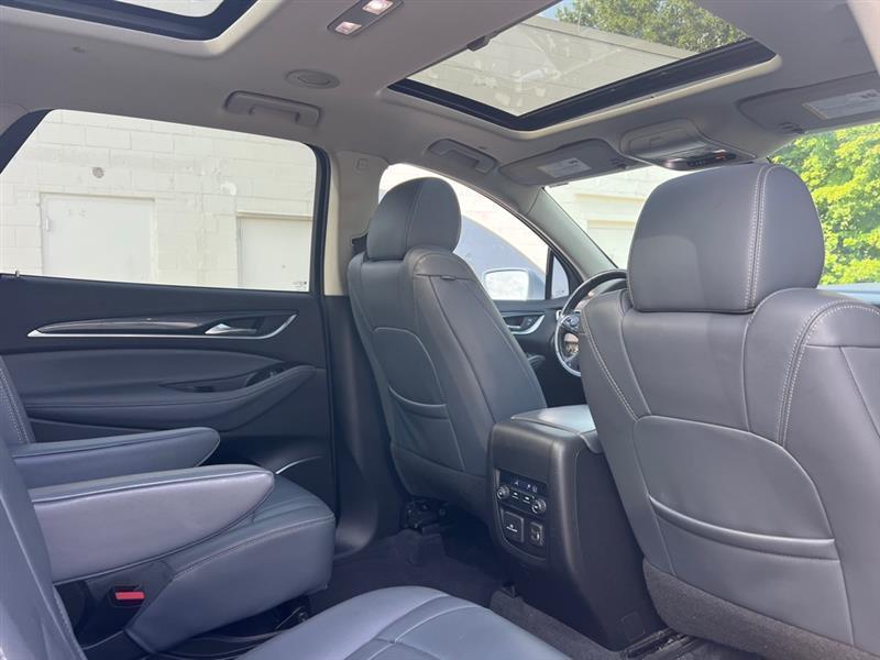 Buick Enclave Essence AWD 2019