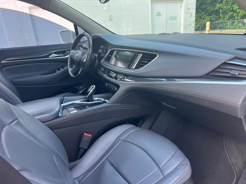 Buick Enclave Essence AWD 2019