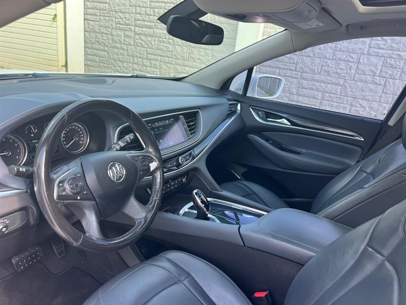 Buick Enclave Essence AWD 2019