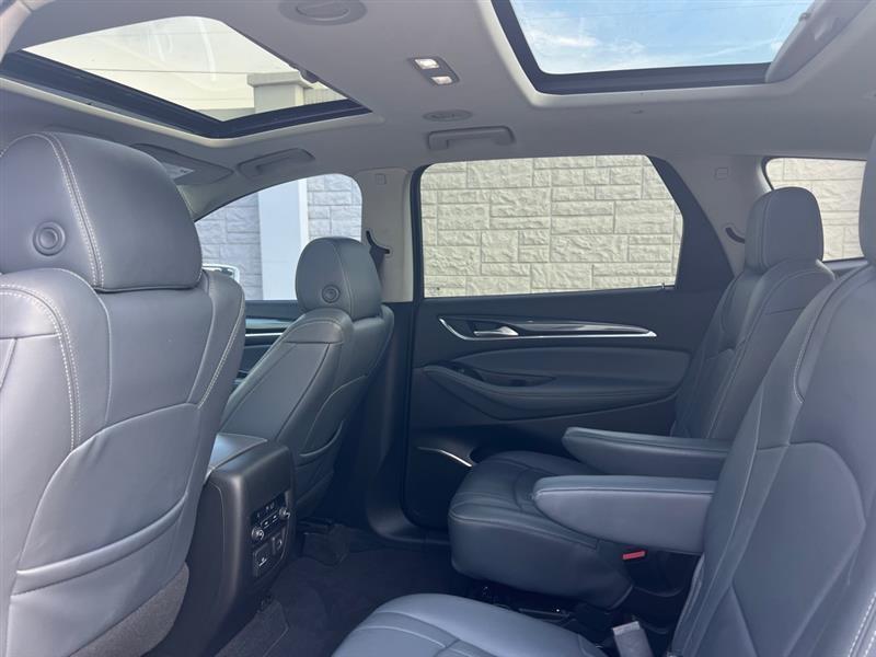 Buick Enclave Essence AWD 2019