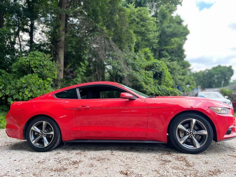 2016 Ford Mustang V6 Coupe