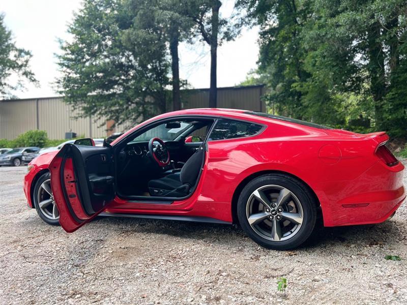 Ford Mustang V6 Coupe 2016