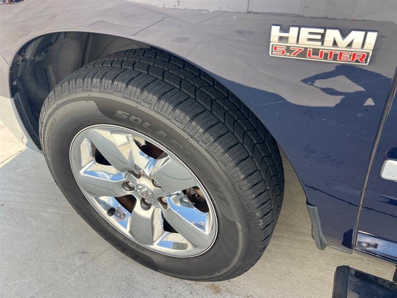 RAM 1500 SLT Crew Cab SWB 2WD 2016