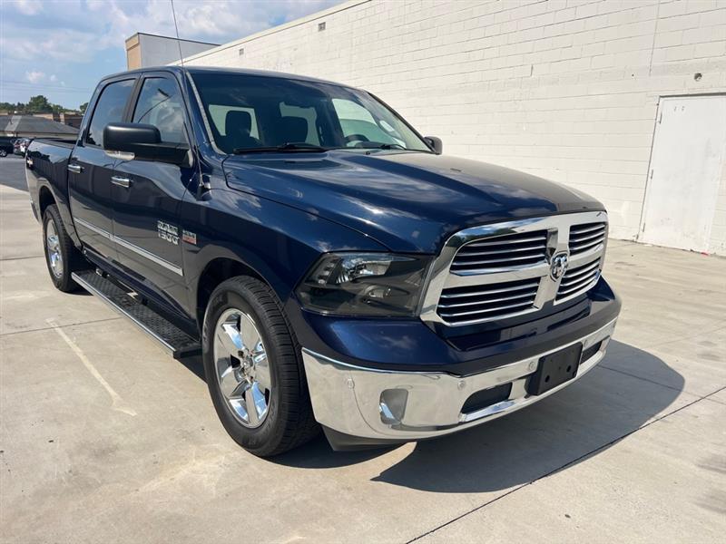 RAM 1500 SLT Crew Cab SWB 2WD 2016