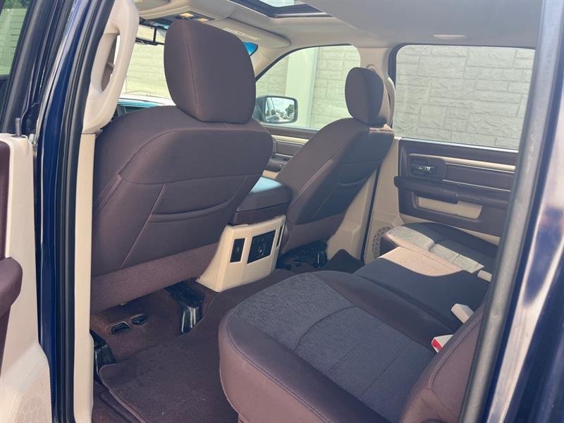 RAM 1500 SLT Crew Cab SWB 2WD 2016