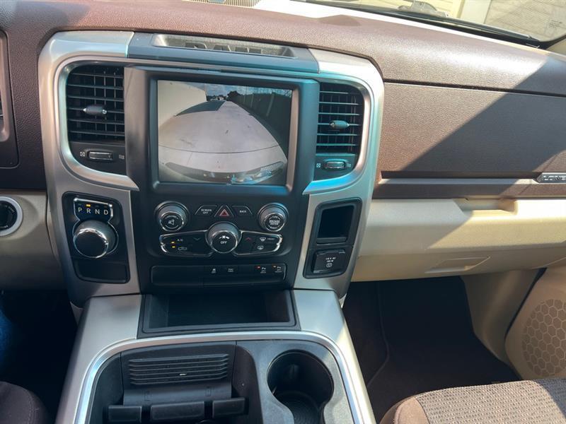 RAM 1500 SLT Crew Cab SWB 2WD 2016