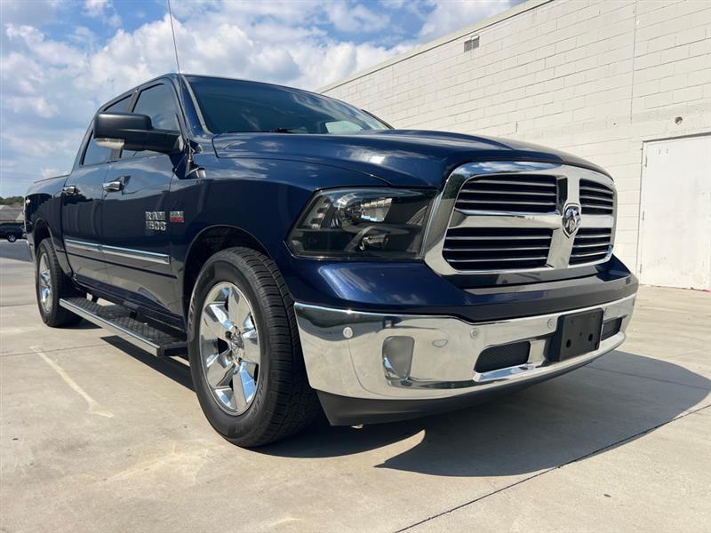 RAM 1500 SLT Crew Cab SWB 2WD 2016