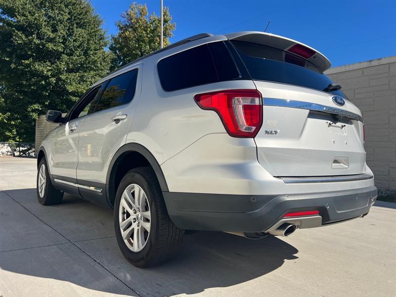 Ford Explorer XLT 4WD 2018