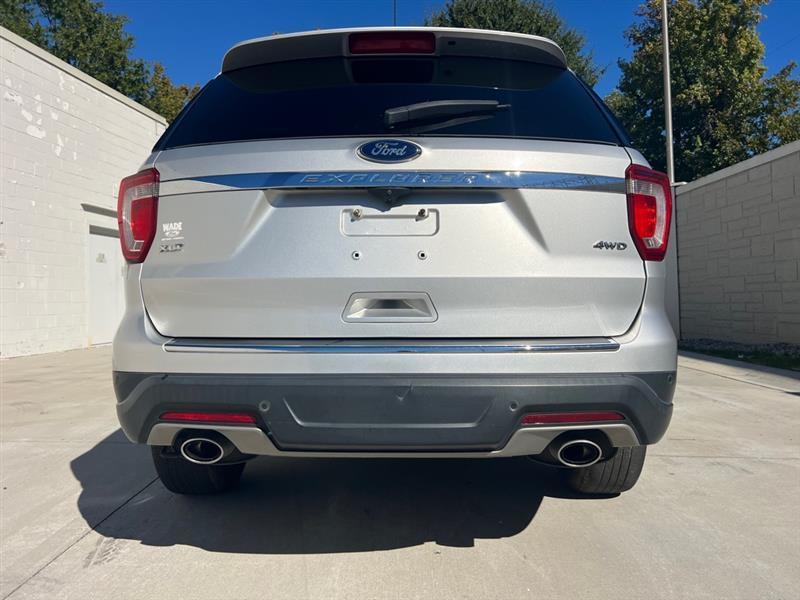 Ford Explorer XLT 4WD 2018