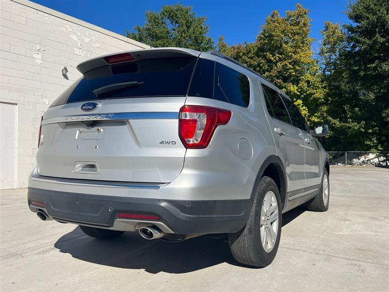 Ford Explorer XLT 4WD 2018
