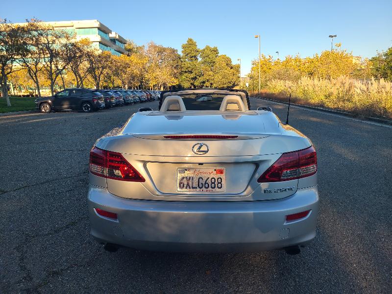 Lexus IS C 250 2012 Lexus IS C 250 2012
