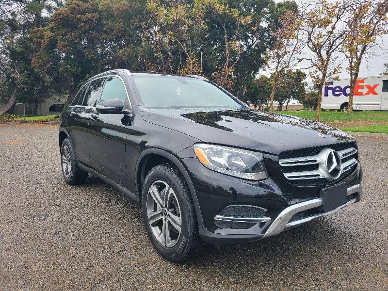 Mercedes-Benz GLC-Class GLC300 4MATIC 2017 Mercedes-Benz GLC-Class GLC300 4MATIC 2017