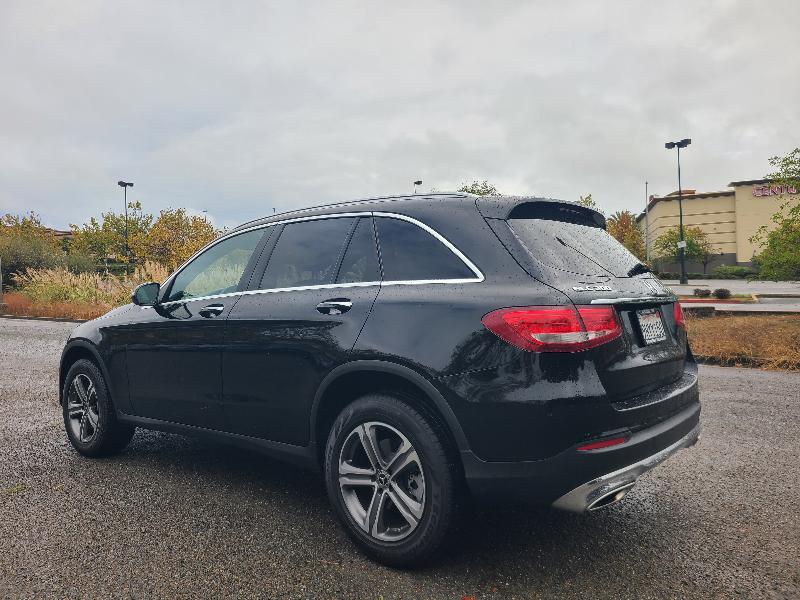 Mercedes-Benz GLC-Class GLC300 4MATIC 2017 Mercedes-Benz GLC-Class GLC300 4MATIC 2017