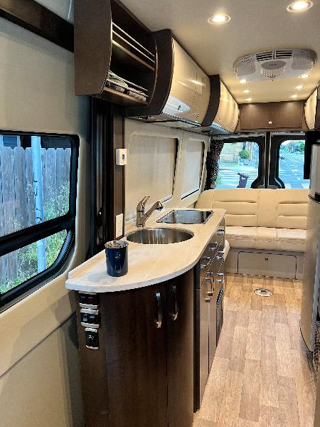 Mercedes-Benz Sprinter 3500 170-in. WB 2014