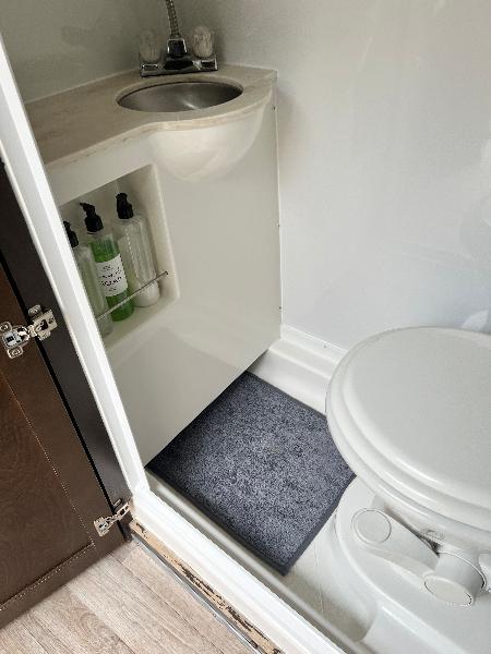 Mercedes-Benz Sprinter 3500 170-in. WB 2014