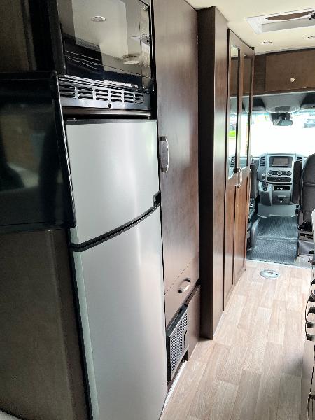 Mercedes-Benz Sprinter 3500 170-in. WB 2014