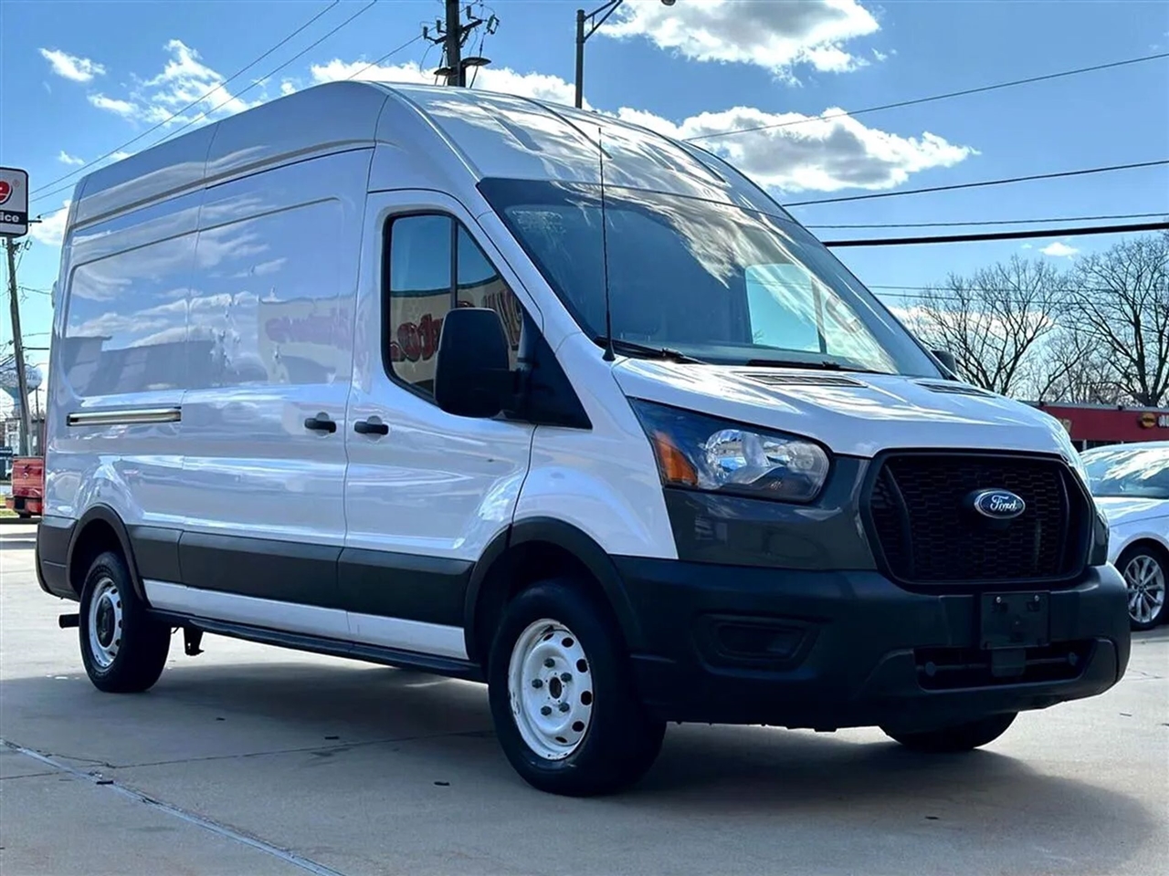 Ford Transit 250 Van Low Roof w/Sliding Pass. 130-in. WB 2021