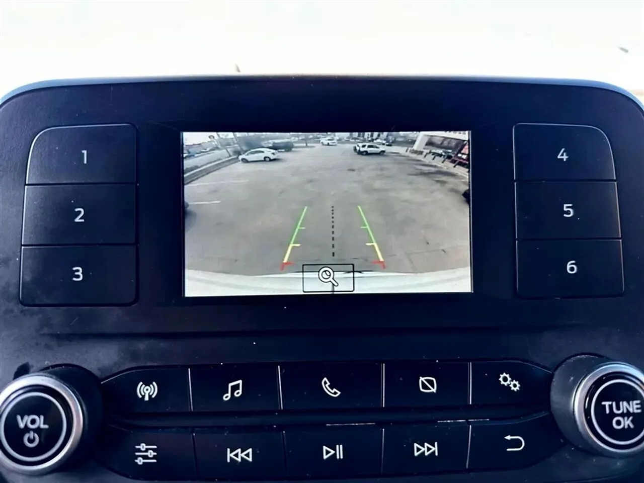 Ford Transit 250 Van Low Roof w/Sliding Pass. 130-in. WB 2021