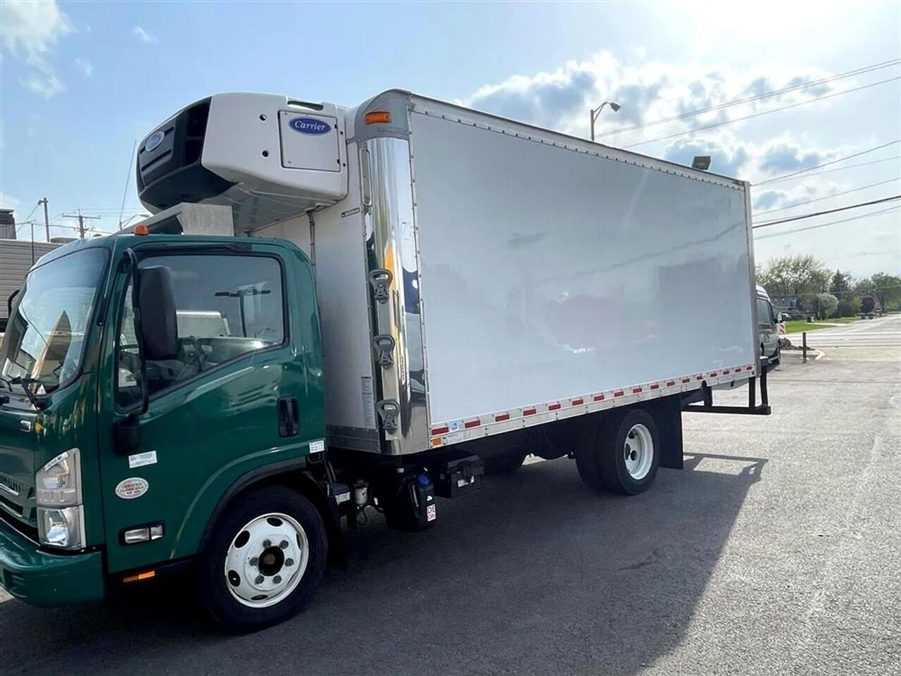 Isuzu NPR  2019