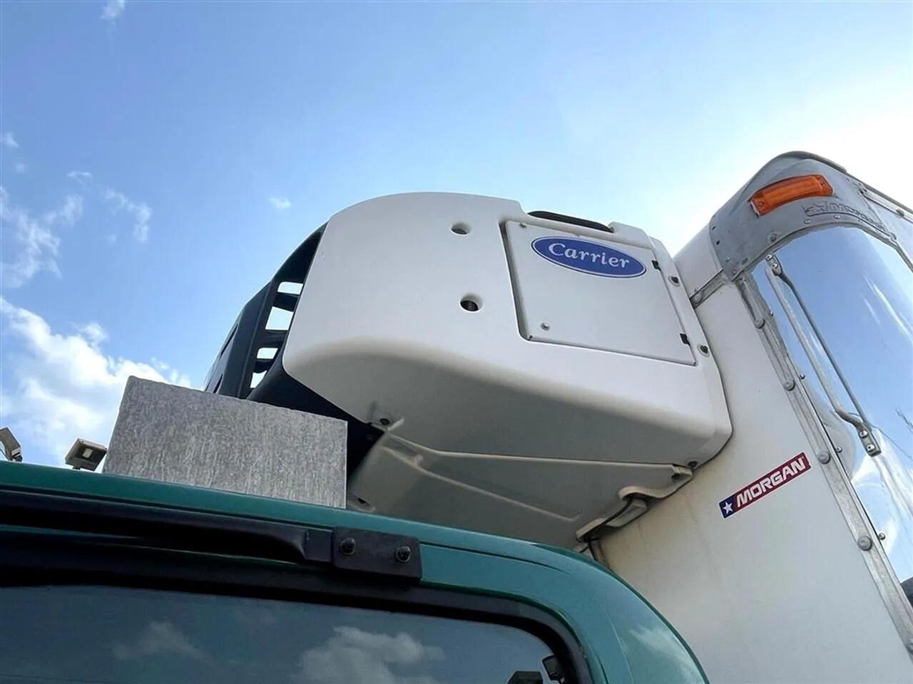 Isuzu NPR  2019
