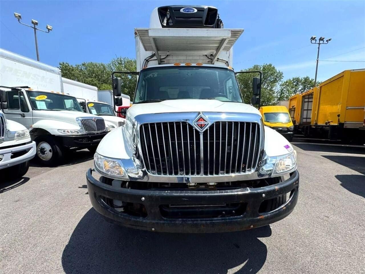 International DuraStar 4300  2019