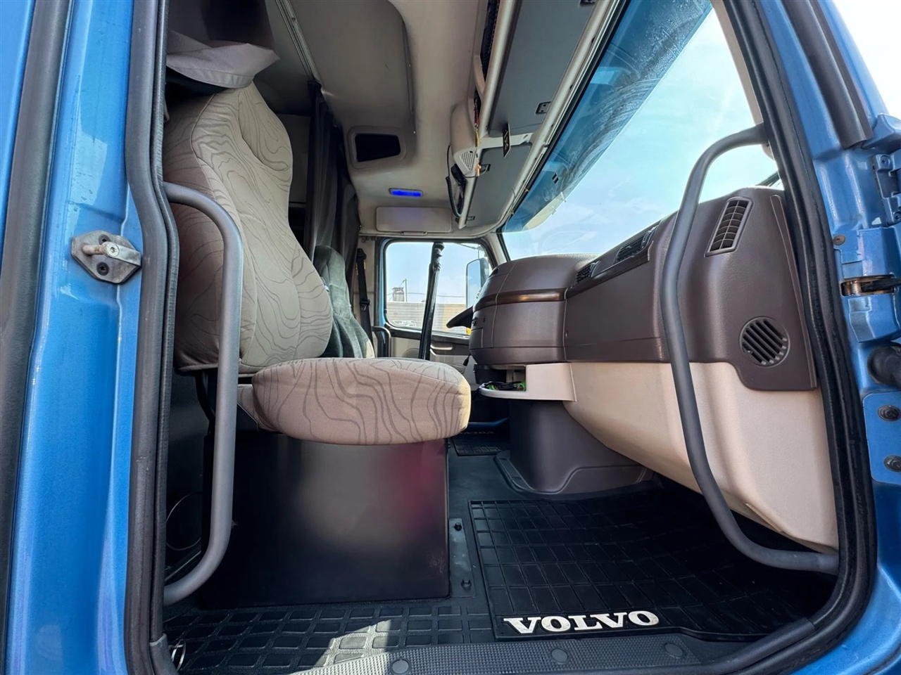 Volvo VNL  2012 Volvo VNL  2012