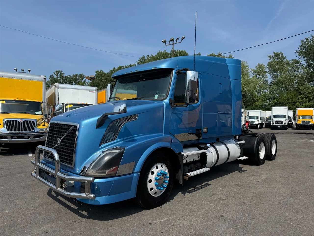 Volvo VNL  2012