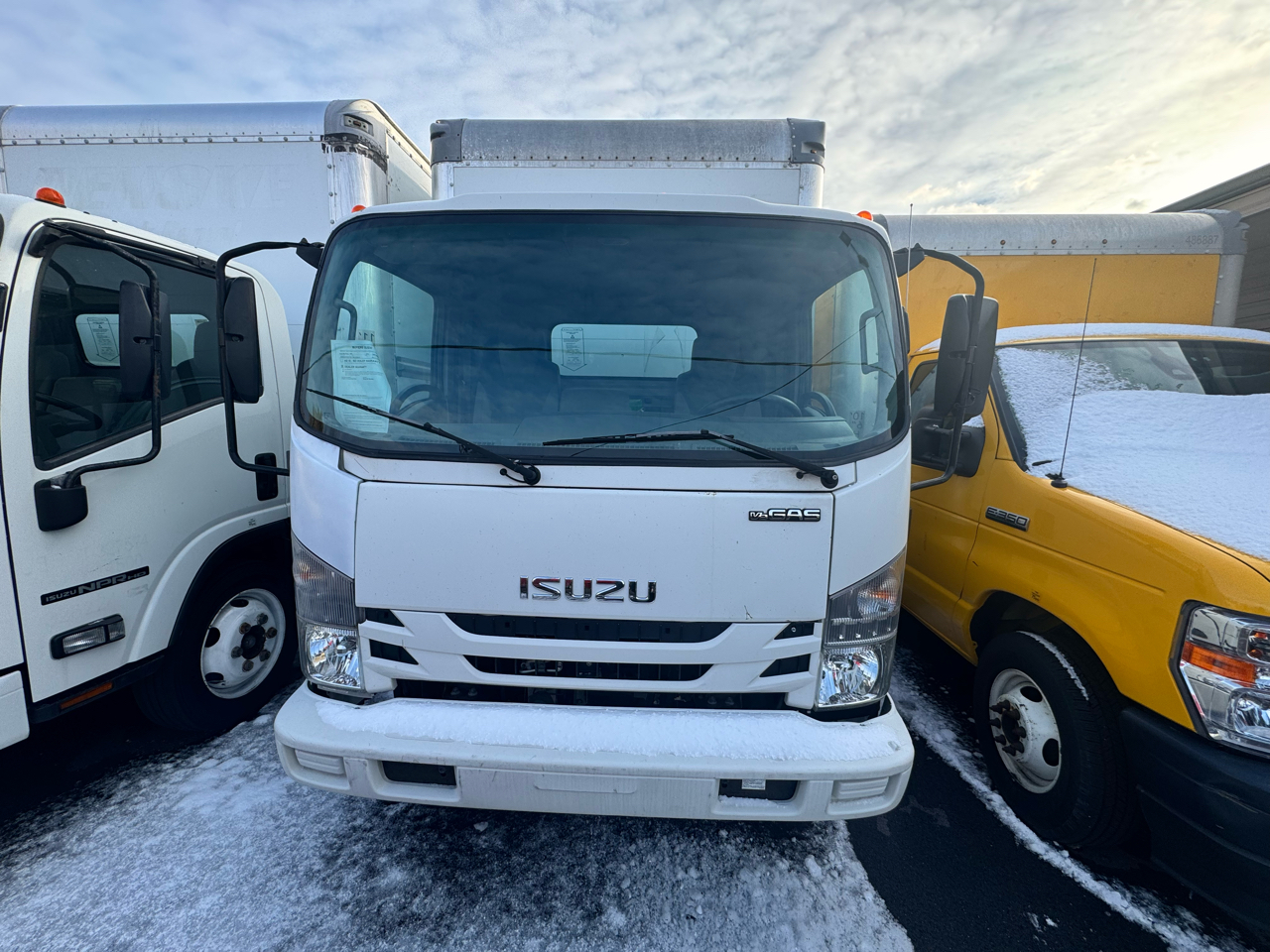 2018 Isuzu NPR HD NON CDL