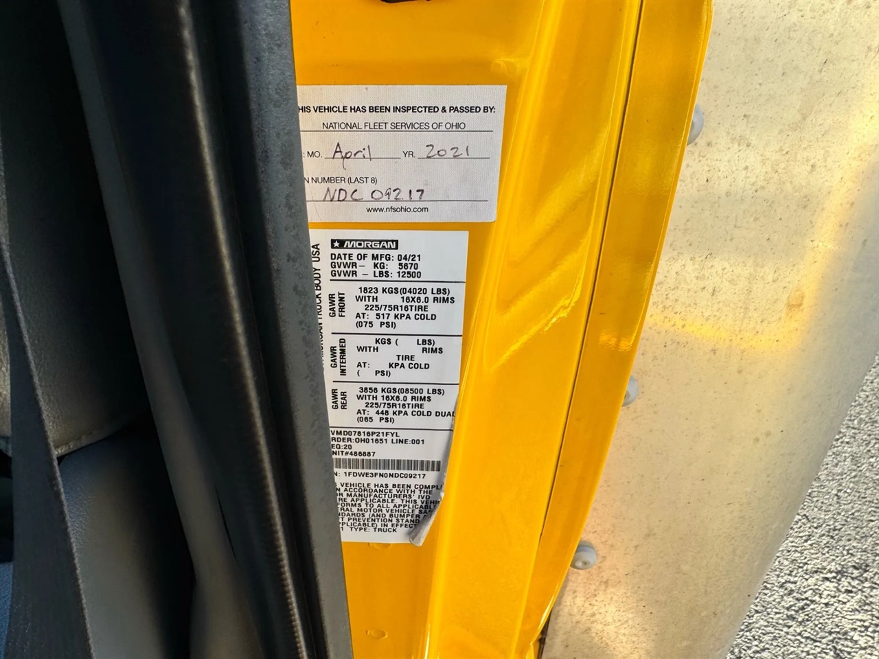 2022 Ford E-350 photo 25